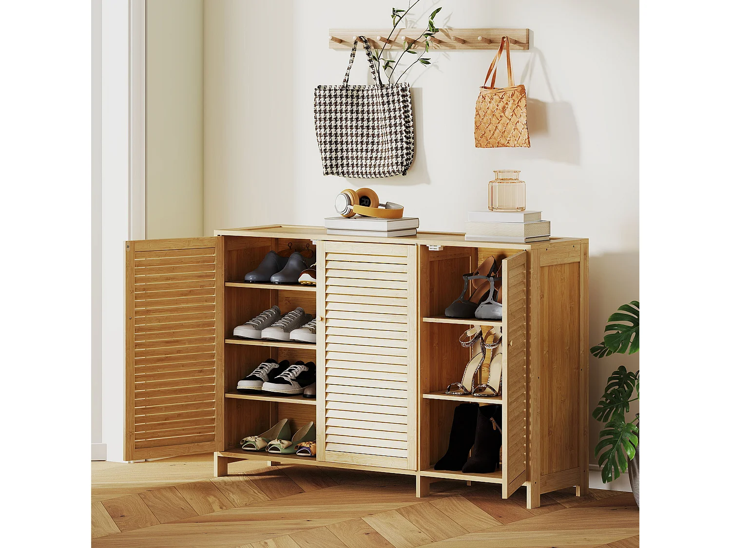 HOMCOM Bamboo Shoe Cabinet with Louvered Doors 18 Pairs Shoe Storage Cabinet