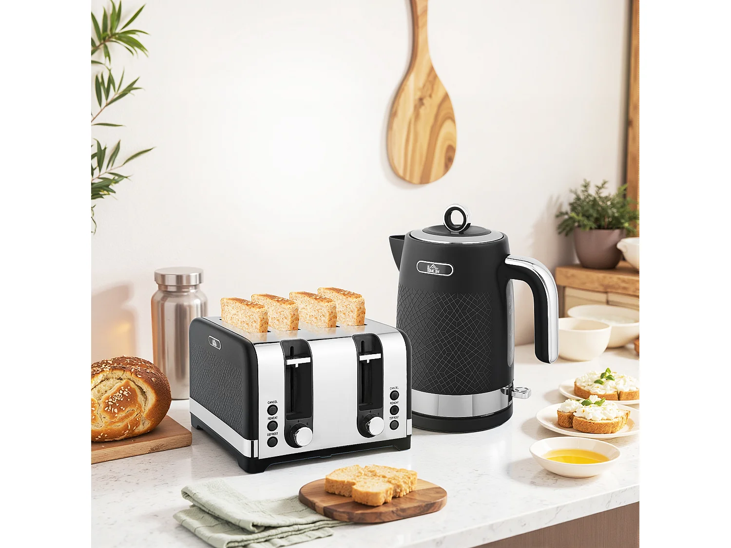 HOMCOM Kettle and Toaster Set with 3000W Rapid Boil, 4 Slice Toaster, Black