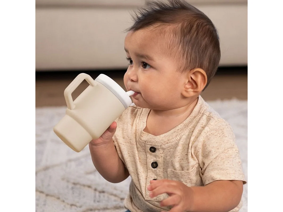 Infantino My 1st Tumbler 255 ml – Gobelet d'apprentissage en silicone beige