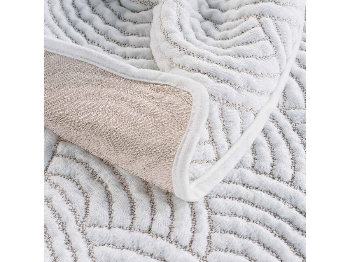 Couvre-Lit & 2 Housses de Coussin "Cassandra" 240x260cm Naturel