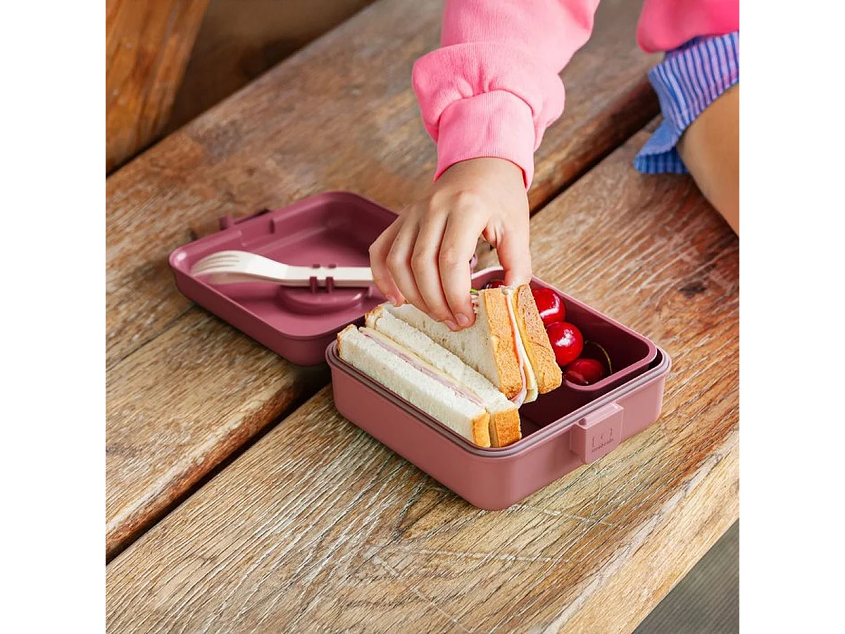 Monbento Snacky Boîte à sandwich enfant 850 ml – Rose Blush avec couverts