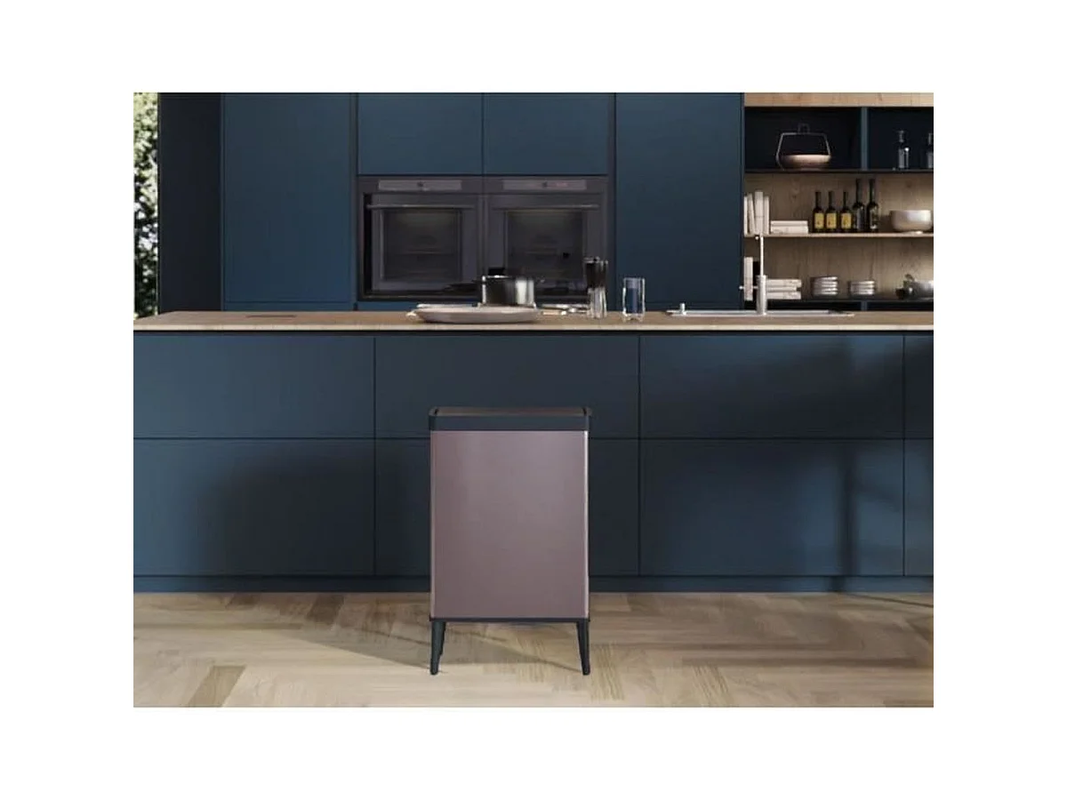 Poubelle CURVER VERTO Touch 54 L - Rose perle