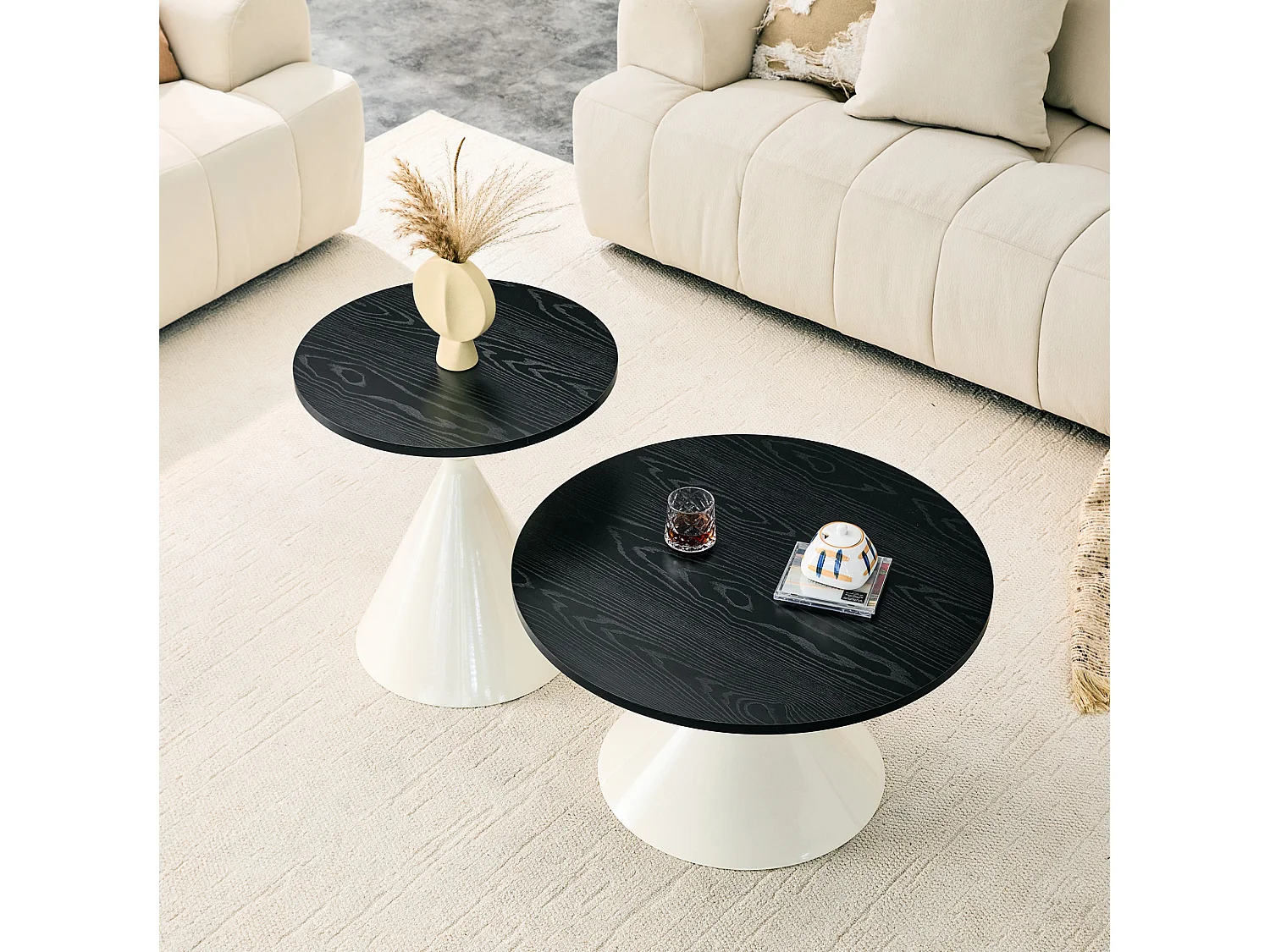 Set di 2 tavolini, 70 cm e 50 cm, con gambe in metallo color crema - Nero