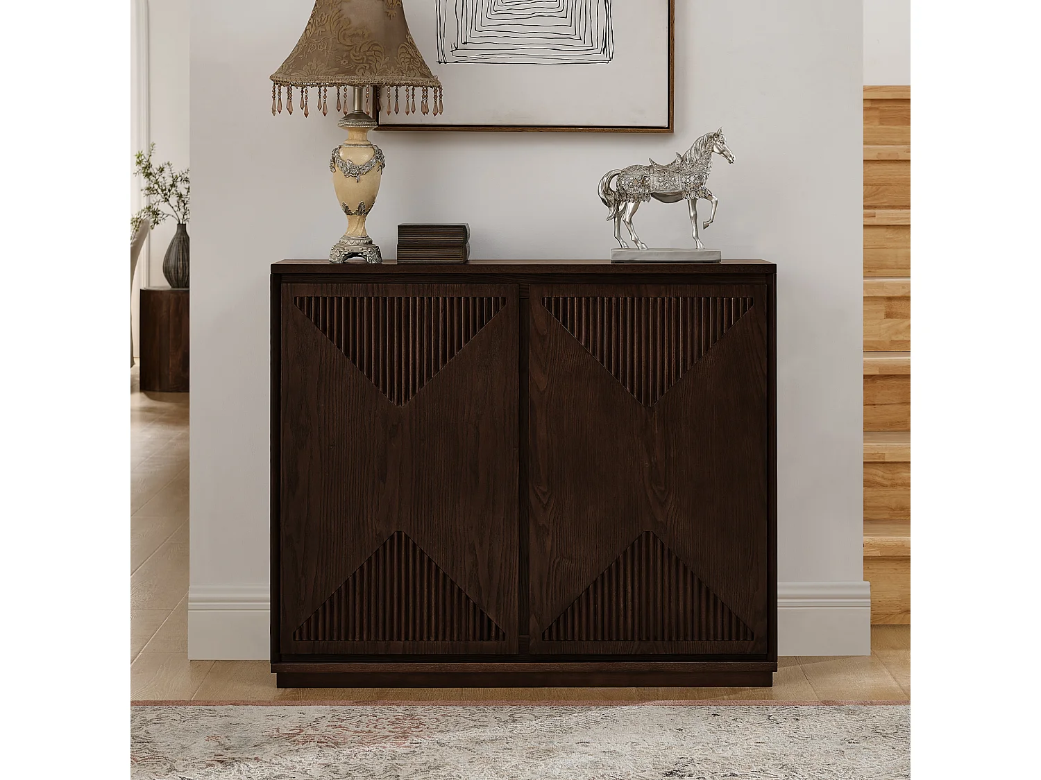 Buffet étroit noyer avec 2 portes, au design V rainuré