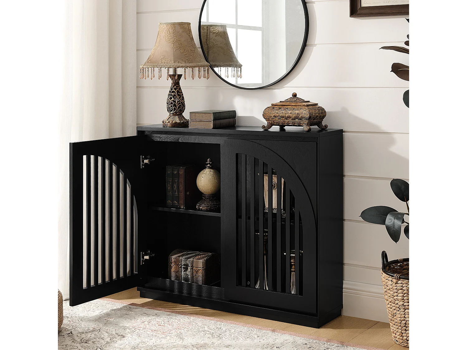 Buffet noir avec 2 portes - Façades cannelée