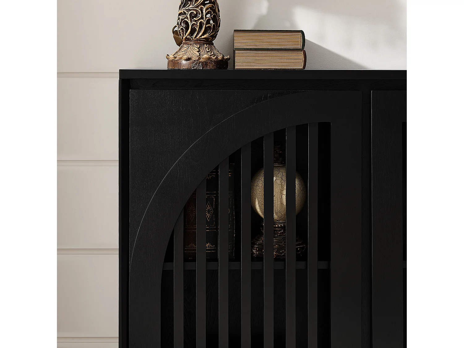 Buffet noir avec 2 portes - Façades cannelée