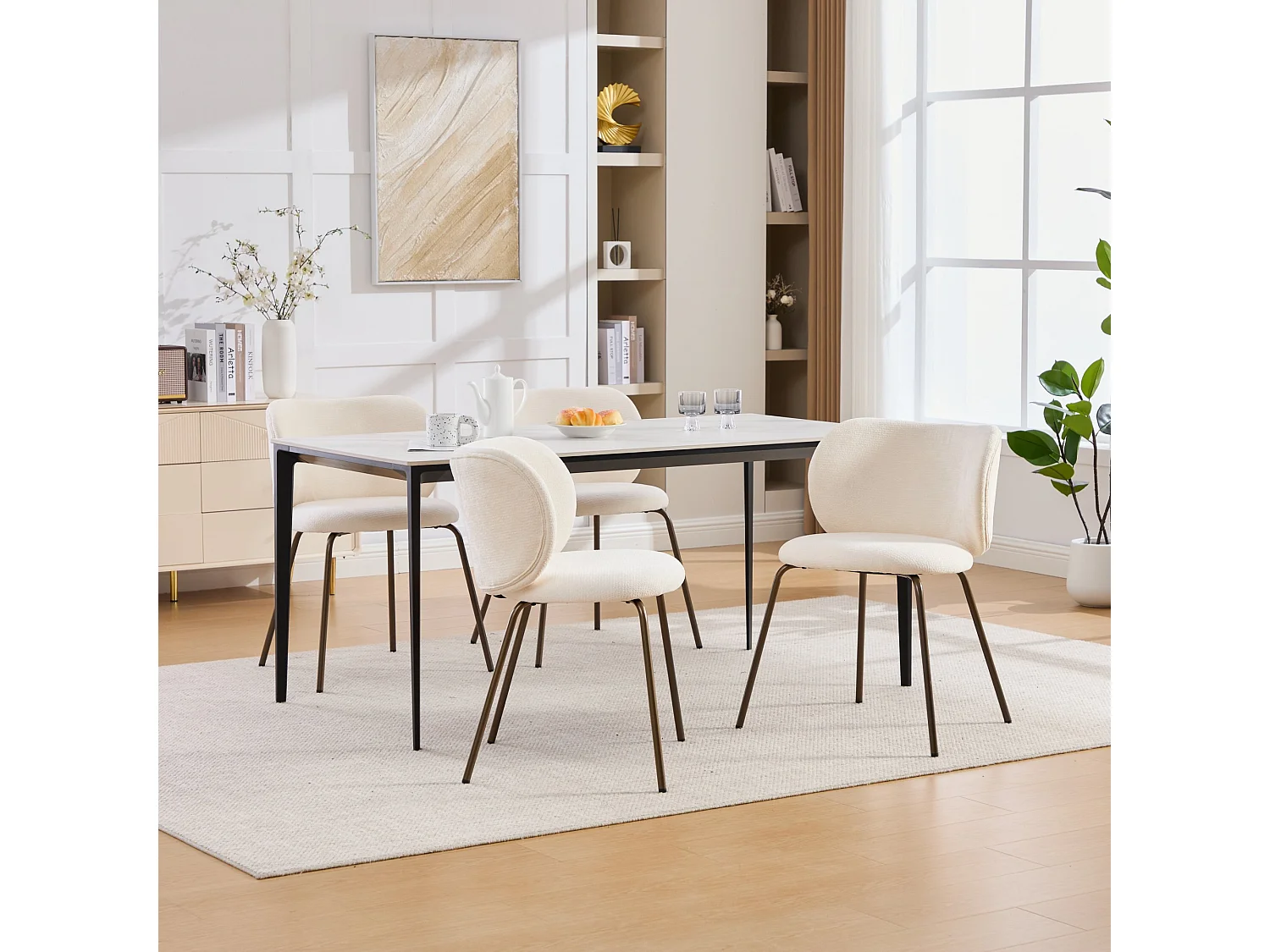 Lot de 2 chaises chenille crème, dossier courbé, pieds métal bronze, design moderne, salle à manger