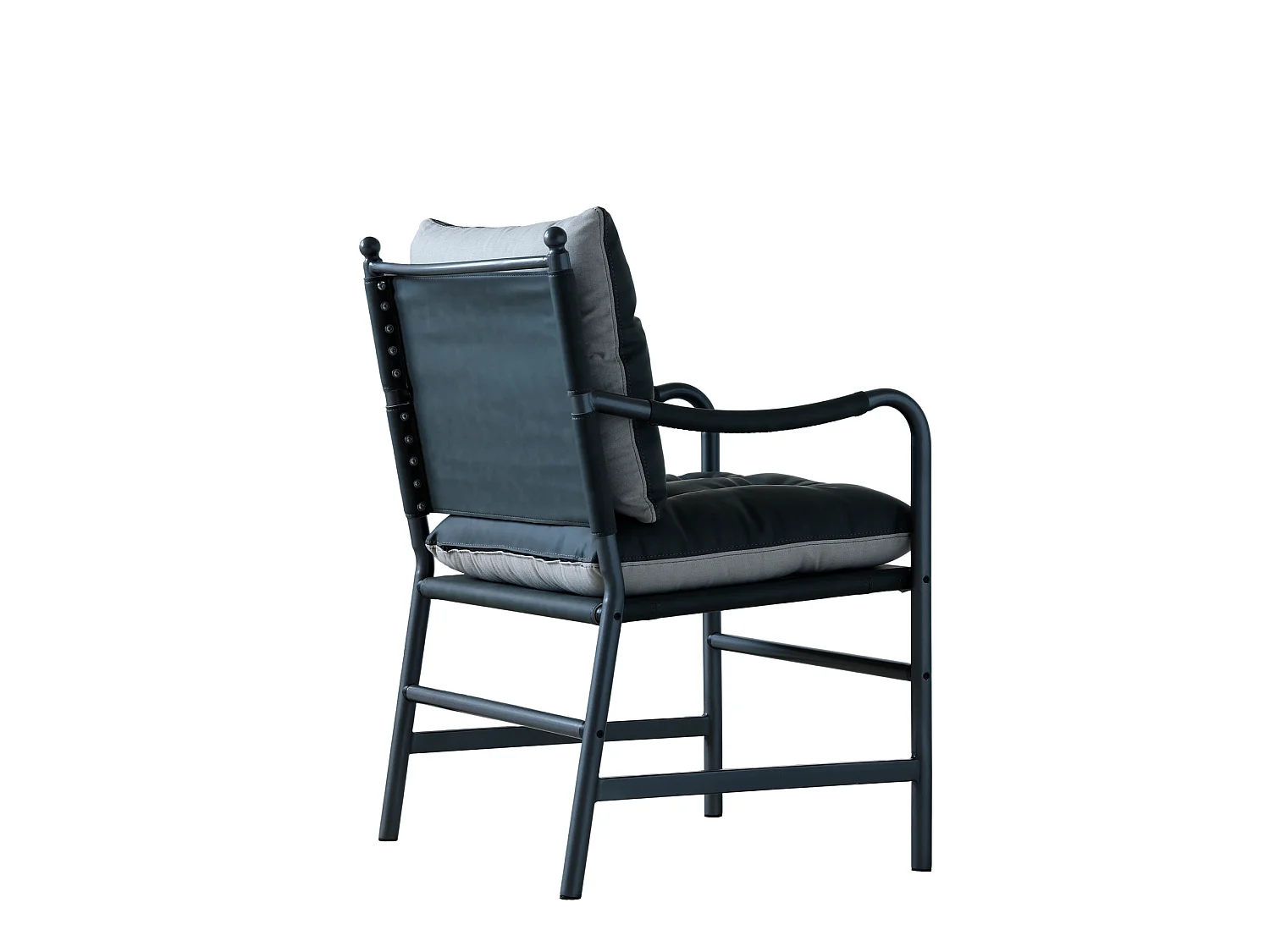 Sillón moderno de poliuretano negro con estructura metálica