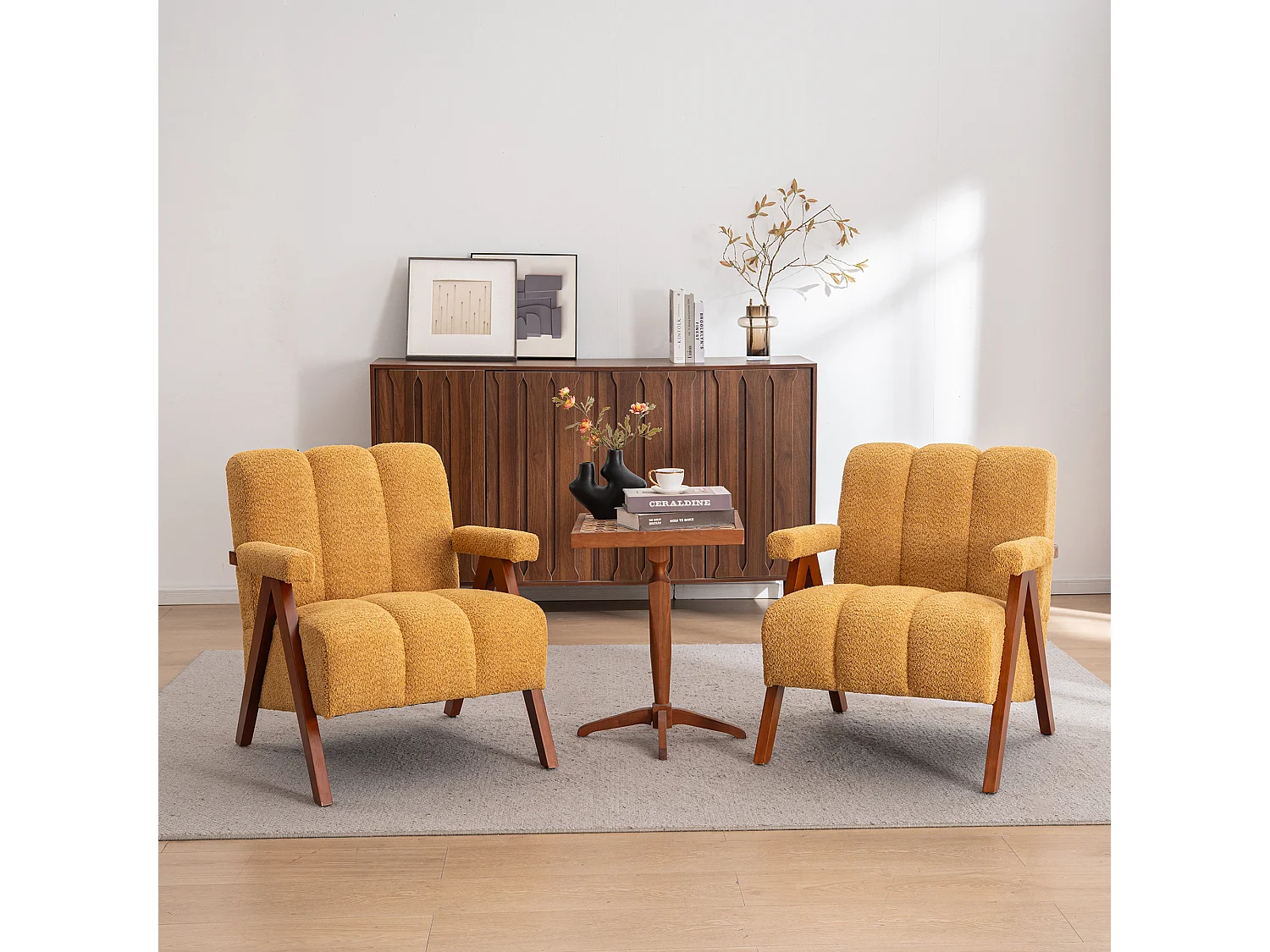 Fauteuil jaune en tissu bouclé avec structure en bois, pour salon ou chambre
