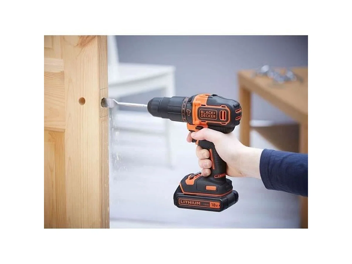 Perceuse à percussion sans fil BLACK+DECKER BDCHD18C2TA-QW 18V avec 3 batteries