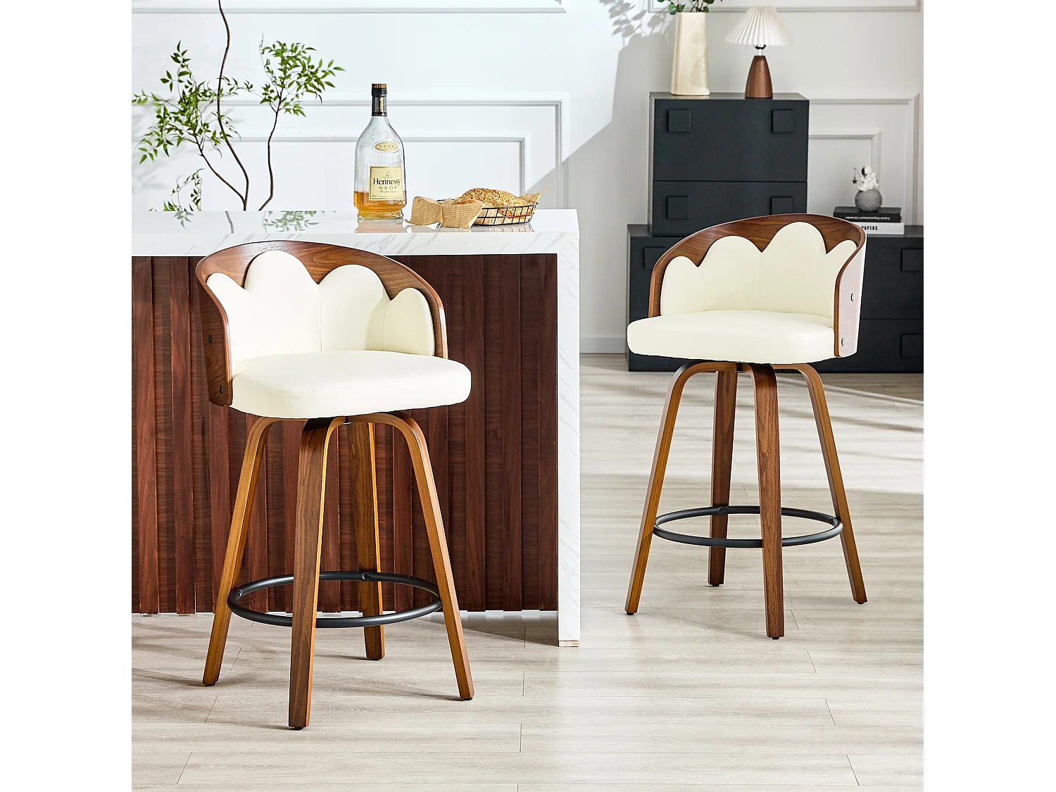 Tabourets de bar modernes crème par lot de 2 avec dossier rembourré et cadre en bois, fonction pivotante