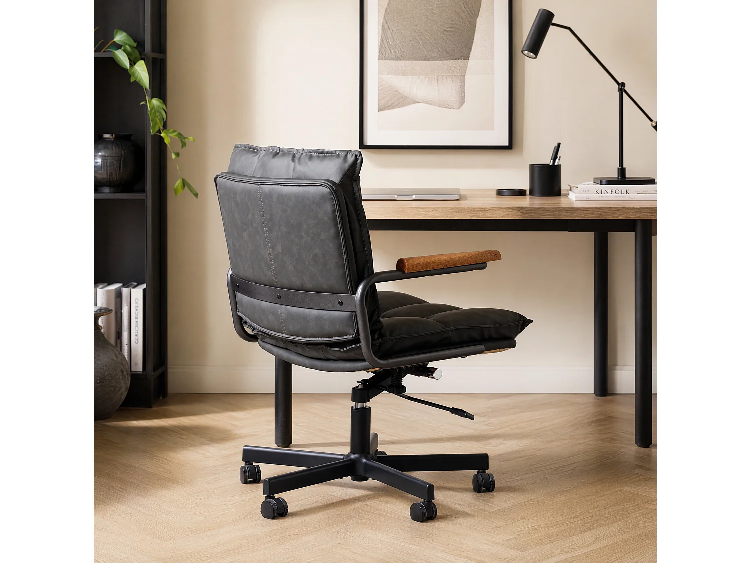Sedia da Ufficio Mid Century Modern in Ecopelle con Braccioli in Rovere, Altezza Regolabile, Girevole a 360°, Nero