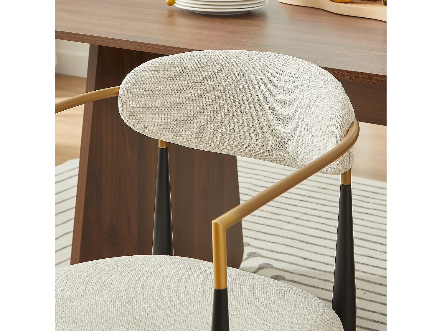 Moderne Beige Eetkamerstoelen 2-delige Set met Zwart en Gouden Metalen Frame