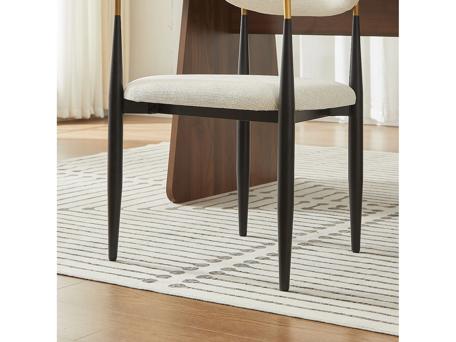 Moderne Beige Eetkamerstoelen 2-delige Set met Zwart en Gouden Metalen Frame