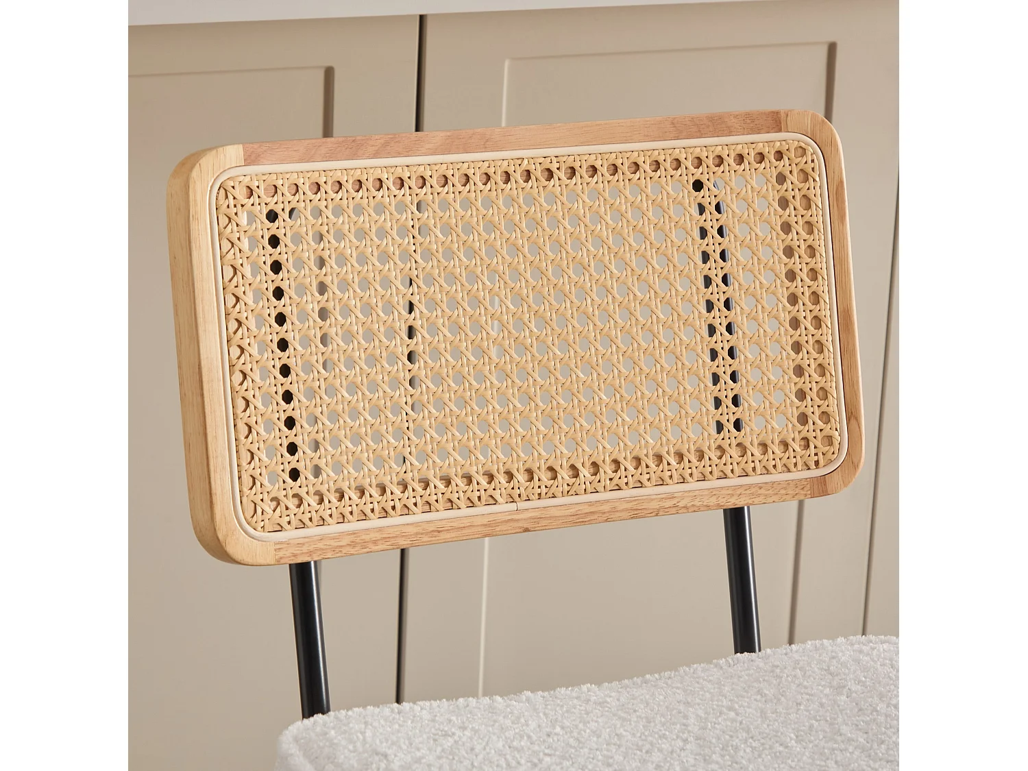Ensemble de 2 tabourets de bar vintage moderne avec dossier en rotin et pieds en métal