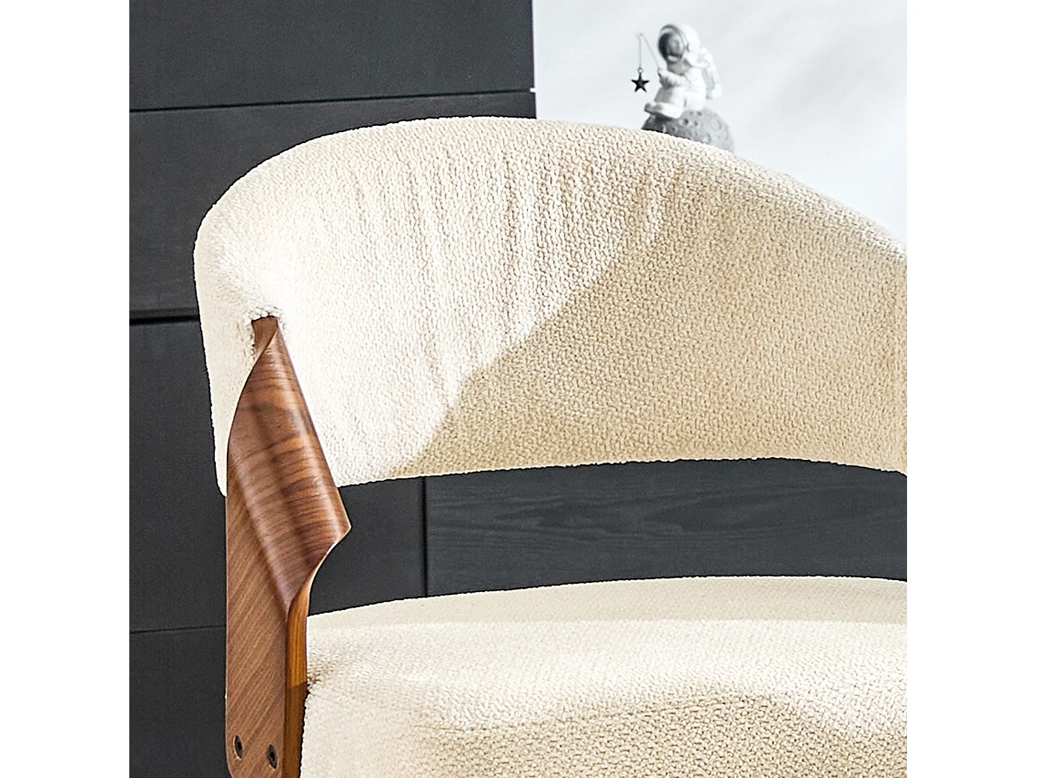 Ensemble de 2 tabourets de bar de style Mid Century avec fonction pivotante et dossier rembourré en lin crème