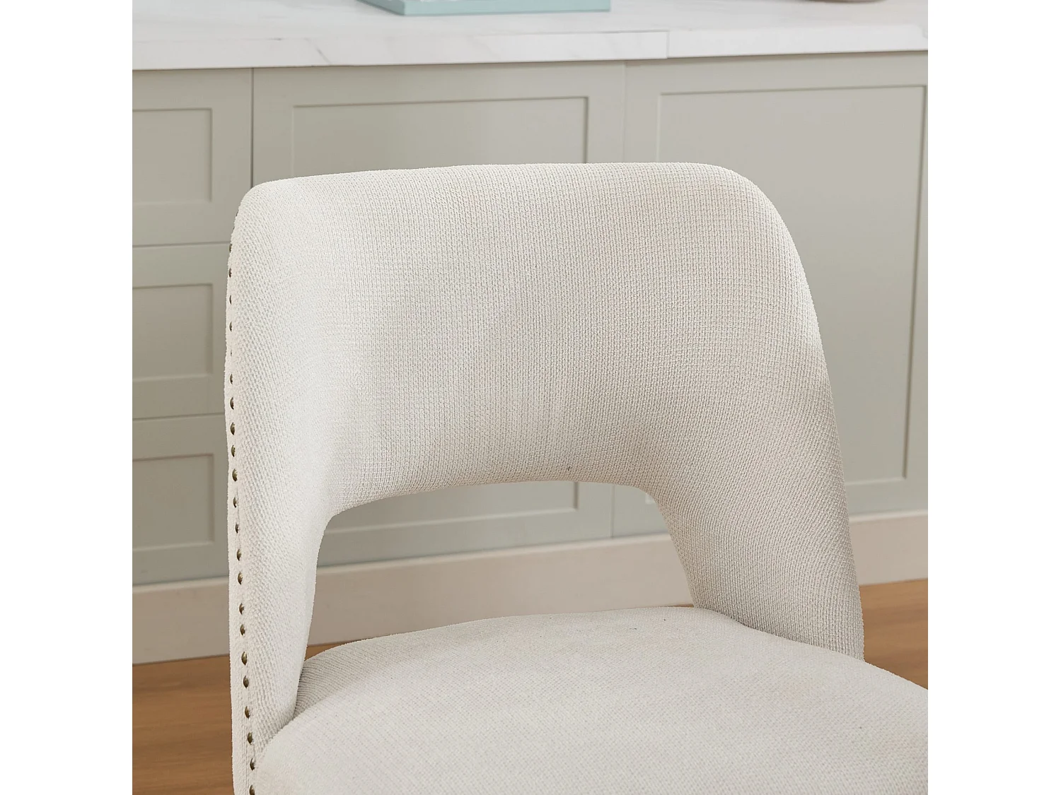 Set de 2 sillas de comedor con tapizado de chenilla y respaldo curvado - Diseño clásico con acolchado cómodo