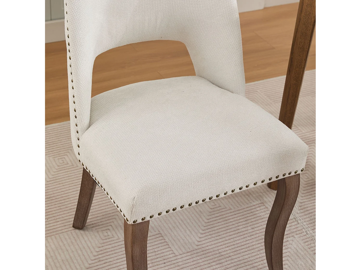 Set de 2 sillas de comedor con tapizado de chenilla y respaldo curvado - Diseño clásico con acolchado cómodo