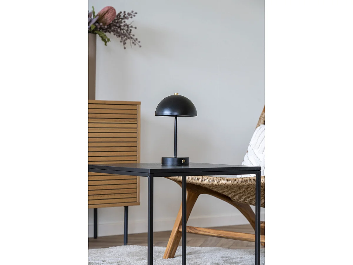 Lampada da tavolo Holt ricaricabile in metallo nero e ottone