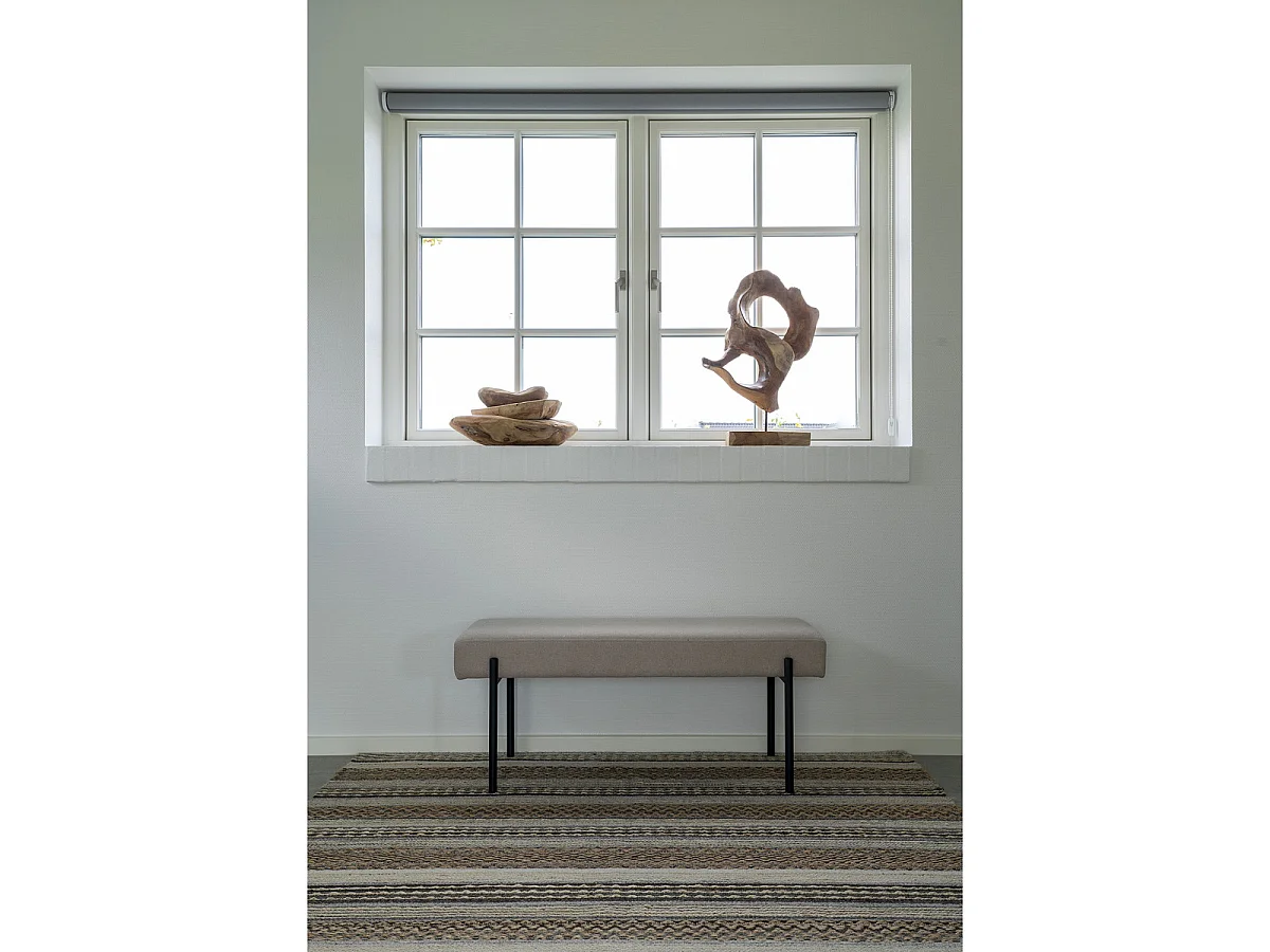 Banc Swindon en tissu stone avec pieds noirs, 100 cm