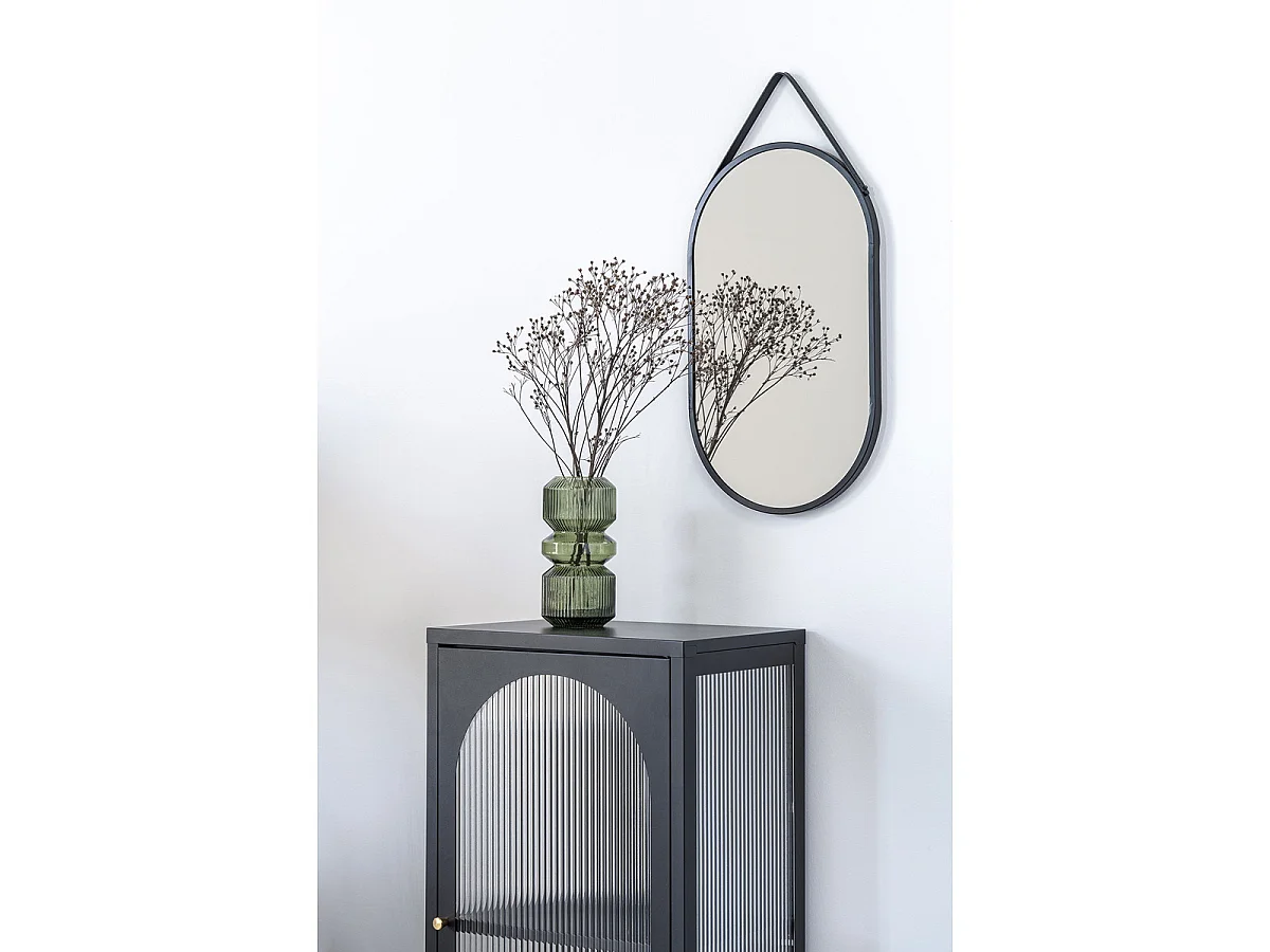 Rechthoekige wandspiegel Trapani in zwart staal met riem 35x60 cm