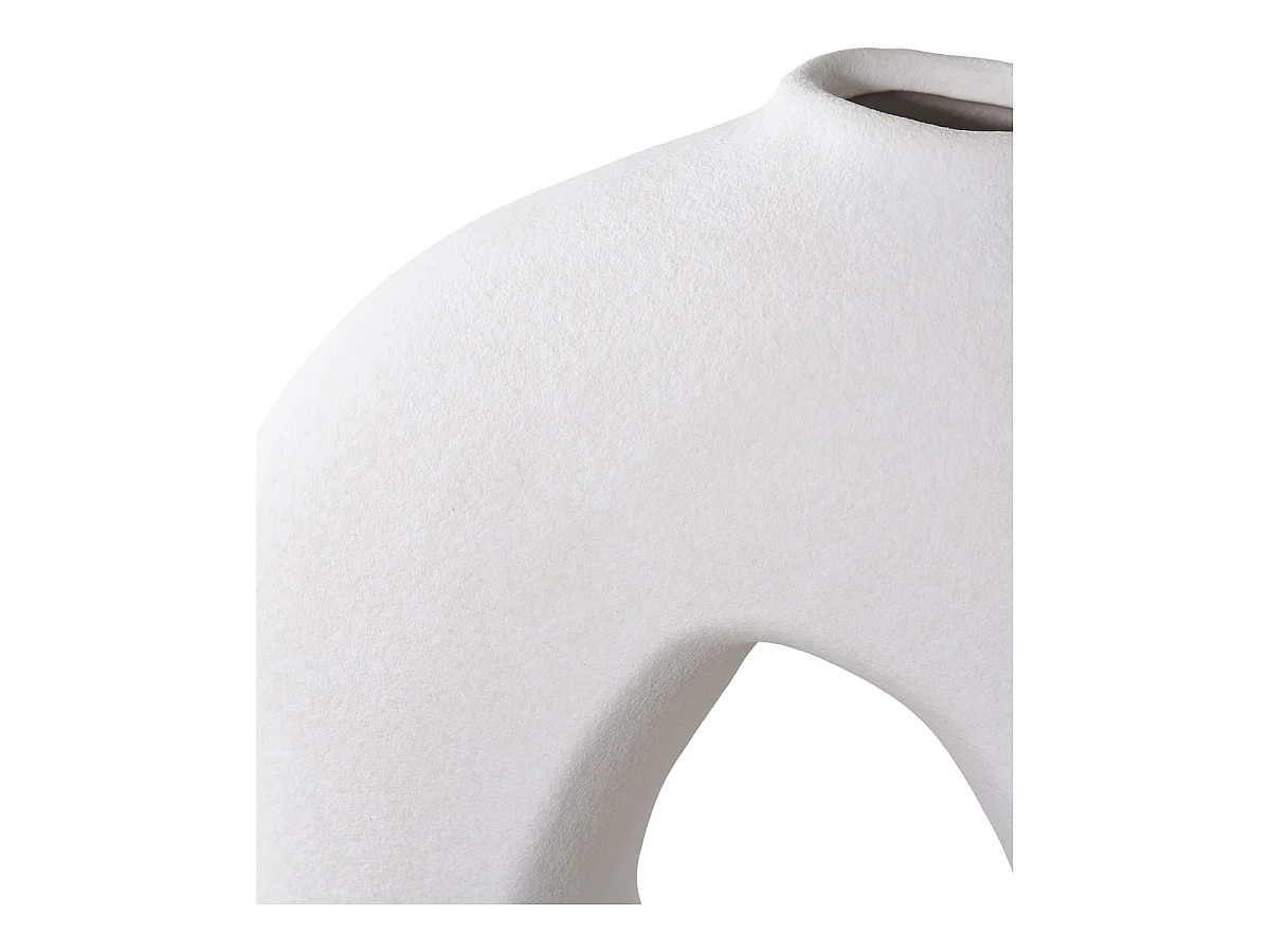 Vaso in ceramica bianca forma organica con apertura triangolare 24×10,5×27,8 cm