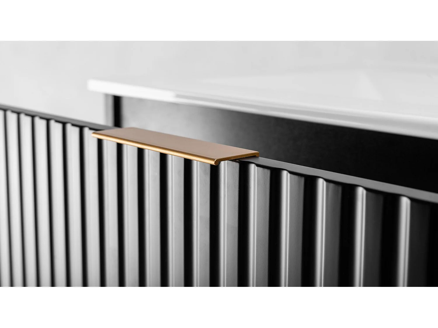 Waschbeckenunterschrank 160cm - Hängend - Geriffelt Schwarz - braune Platte – RODAN