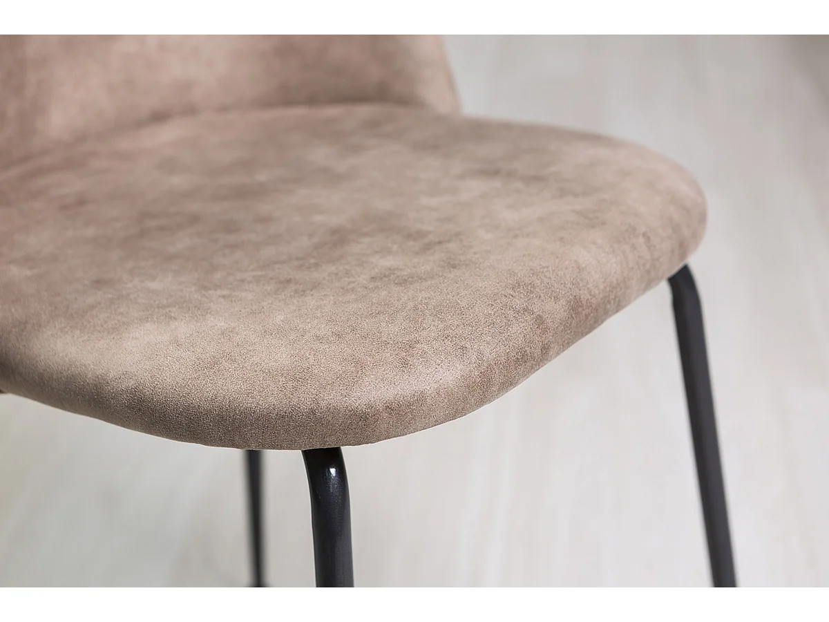 Lot de 2 chaises en similicuir avec pieds en métal, design moderne et élégant pour cuisine, salle à manger, bureau, restaurant SARA/Sable/Gris foncé