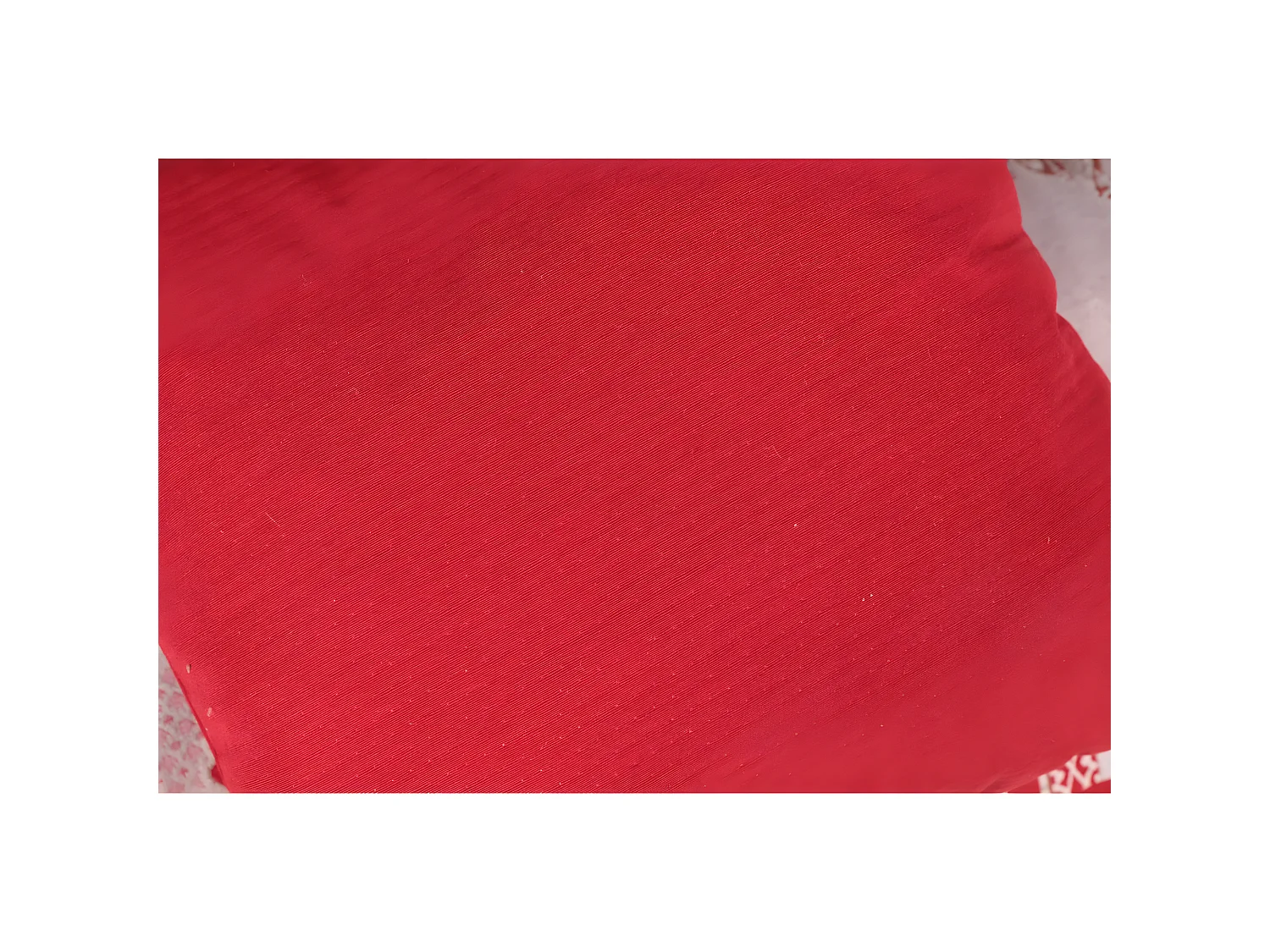 Canapé 2 places avec coffre pin massif sculpté Briançon rouge