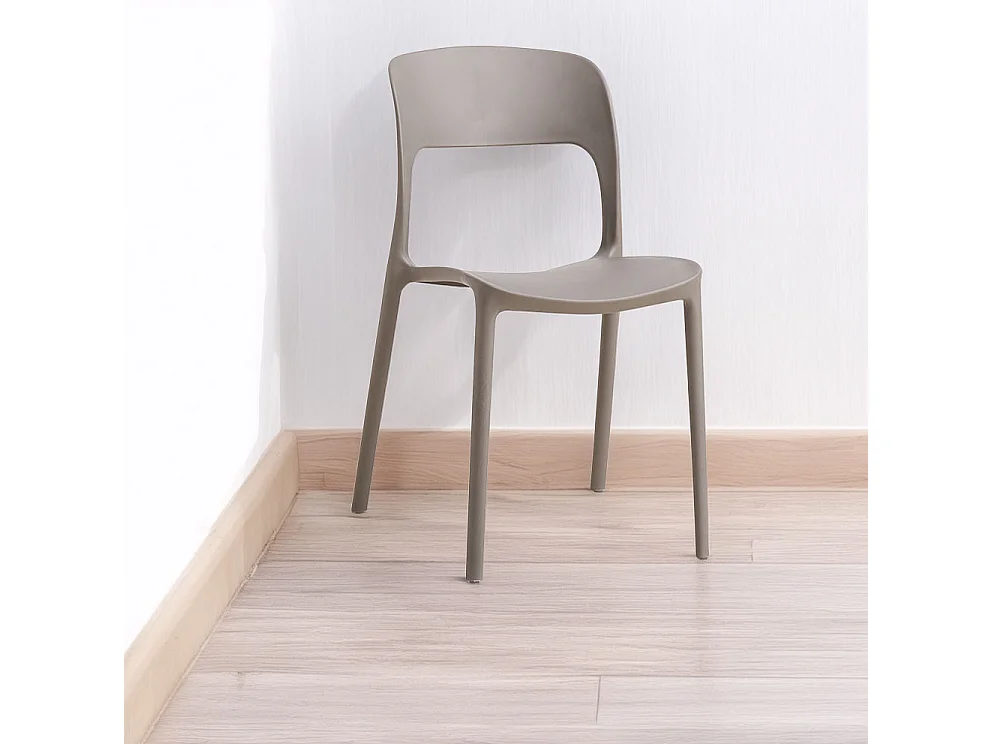 Lot de 4 chaises empilables en résine pour intérieur et extérieur, robustes et faciles à nettoyer, idéales pour jardin, terrasse, balcon BARBARA/Taupe