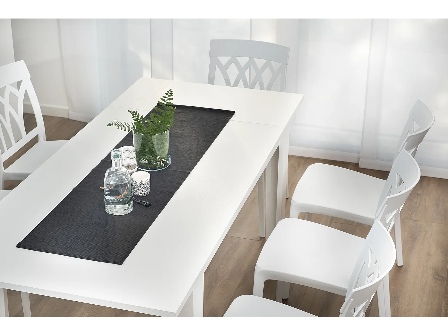 Lot de 6 chaises empilables en polypropylène design classique, résistantes et faciles à nettoyer, pour cuisine, jardin, terrasse, restaurants EMMA/Blanc