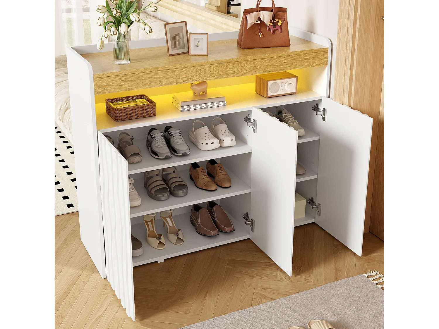 Dressoir met 3 deuren, open schap, verstelbare schappen en ledverlichting – Spaanplaat – 105 x 33,5 x 76 cm – Wit en naturel