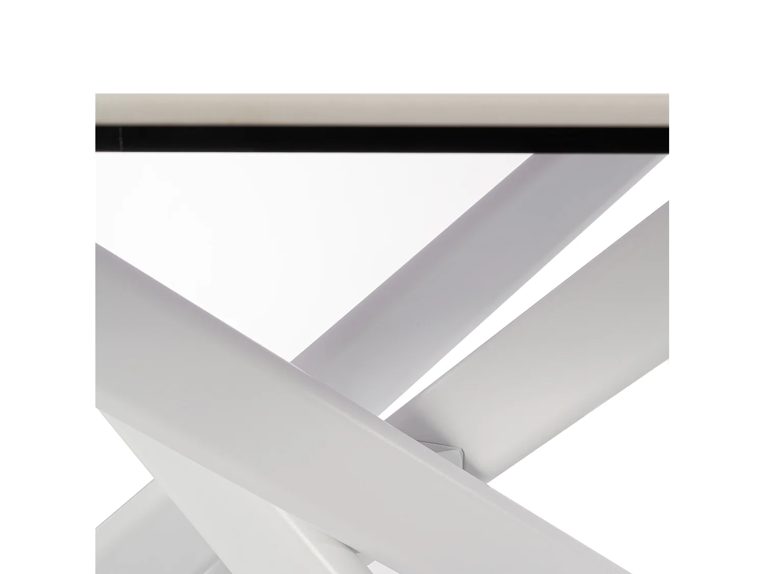 Stół ceramiczny efekt Calacatta Oro z białymi nogami, 180 cm – SAINT FLORENT