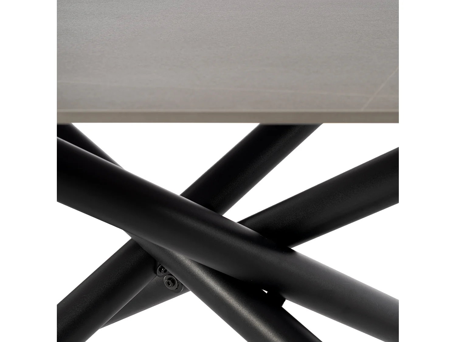 Grijze keramische tafel met steeneffect en X-vormige poten, 140 cm - MACINAGGIO