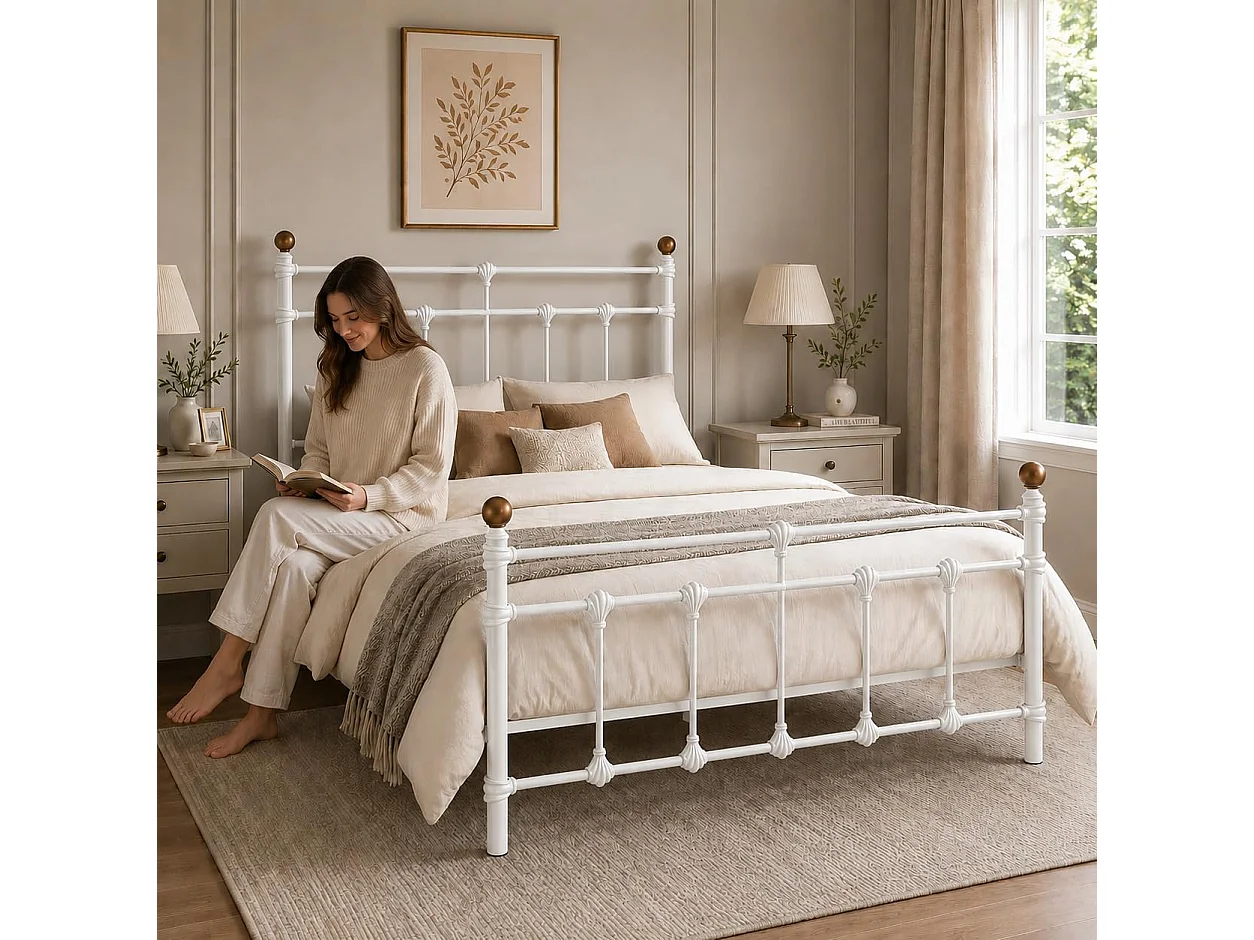 Isabella 4ft6 Vintage Inspired Metal Bed Frame in White
