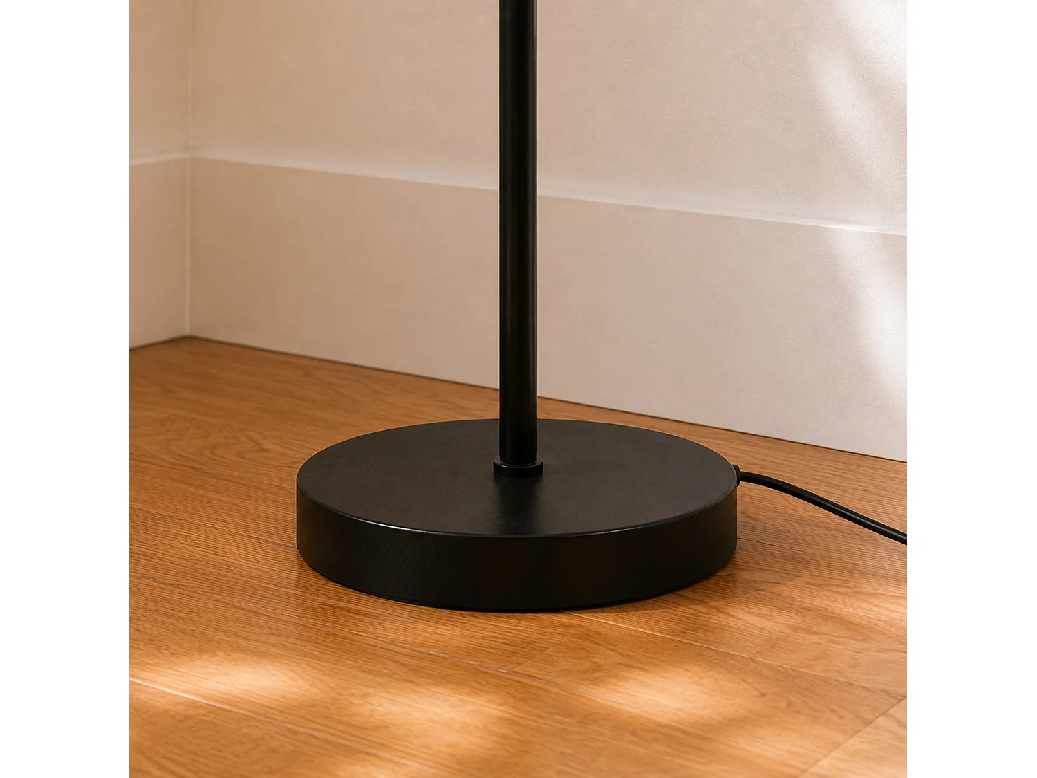 Lampadaire chrome en verre et métal  - Brume