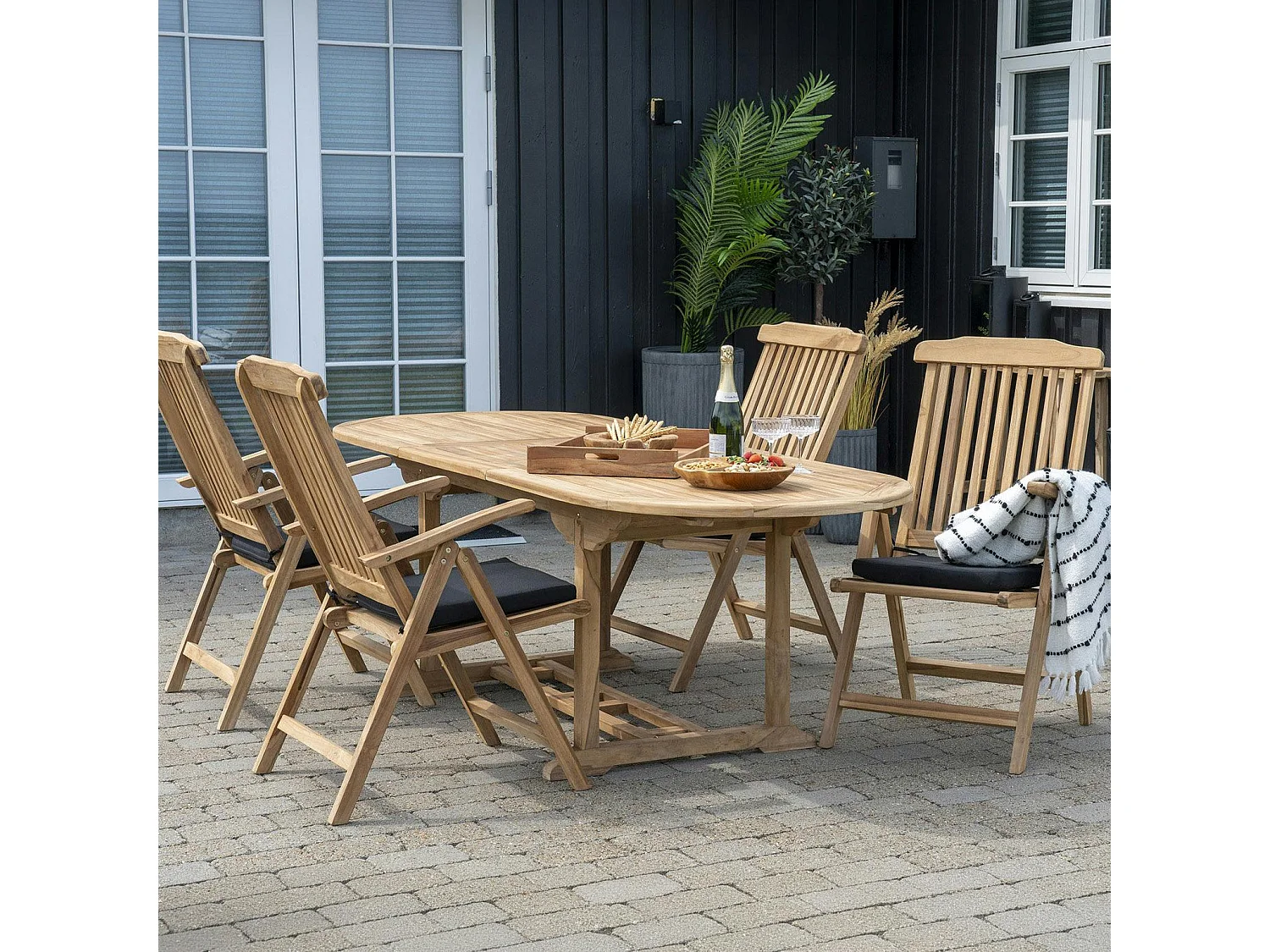 Table de jardin en teck extensible 180/240 KUTA
