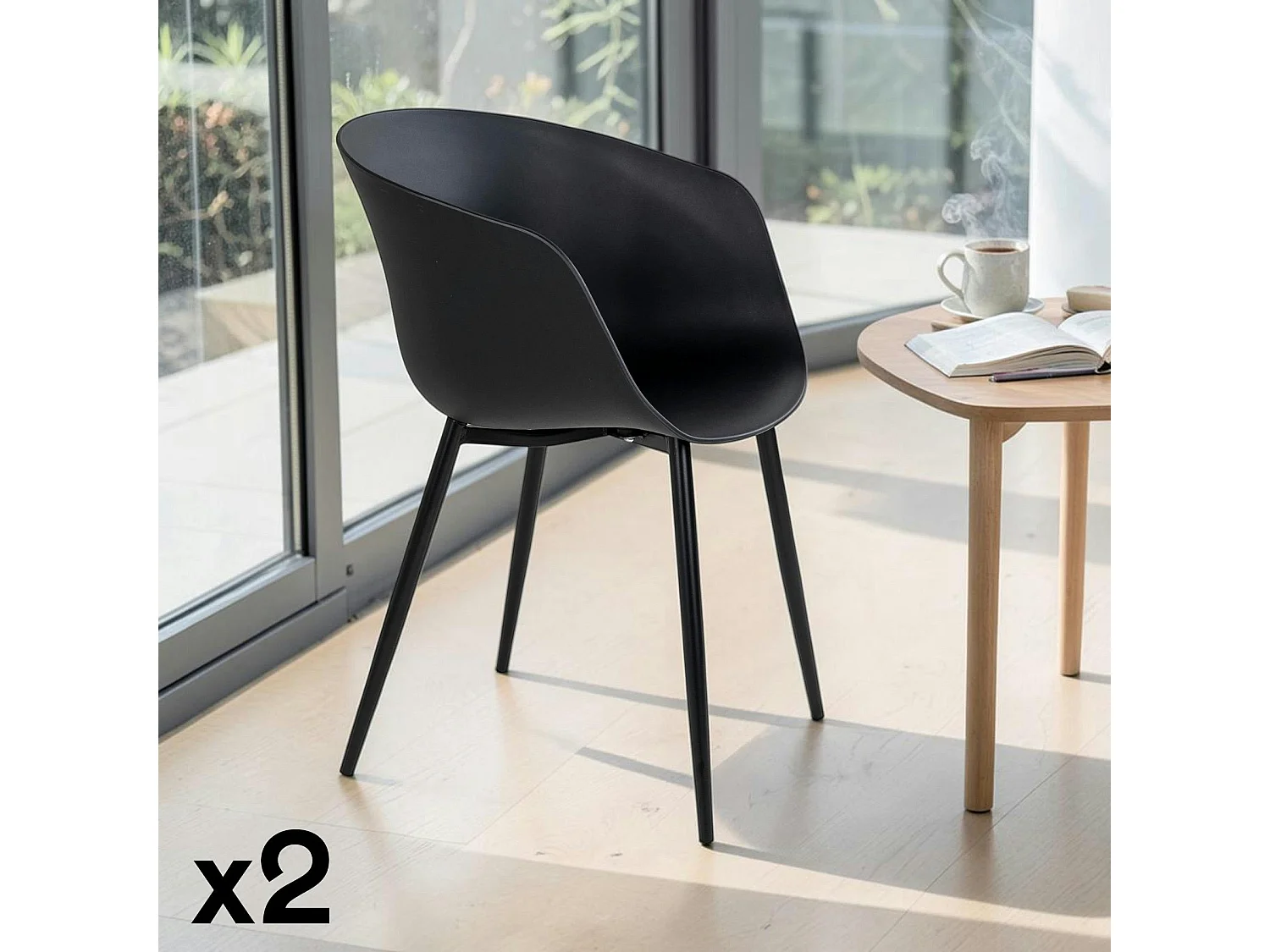 Chaise coque noire en polypropylène (lot de 2)