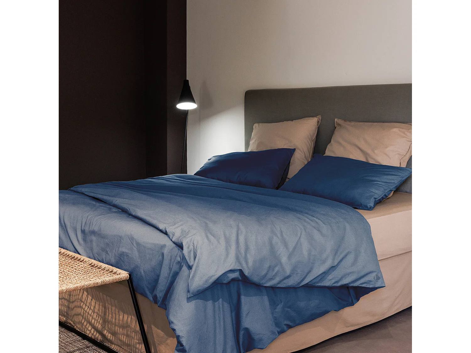 Housse de couette PALACE pur coton lavé 260x240 cm uni bleu indigo