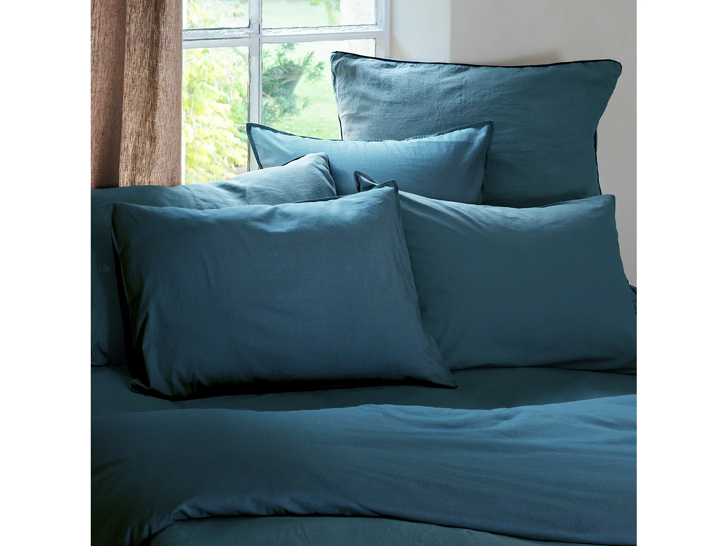 Housse de couette PALACE pur coton lavé 260x240 cm uni bleu marine