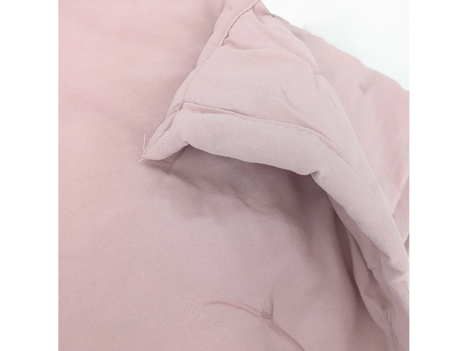 Couvre-lit 220x240 cm CELESTE velours piquage points brodés rose