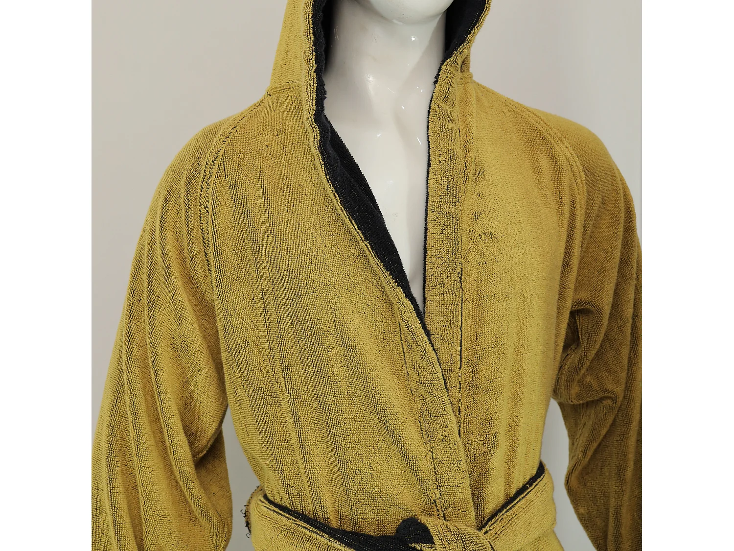 Peignoir Sefane, 100 % Coton avec Capuche Réversible, Noir, Structure Dorée, Taille L/XL