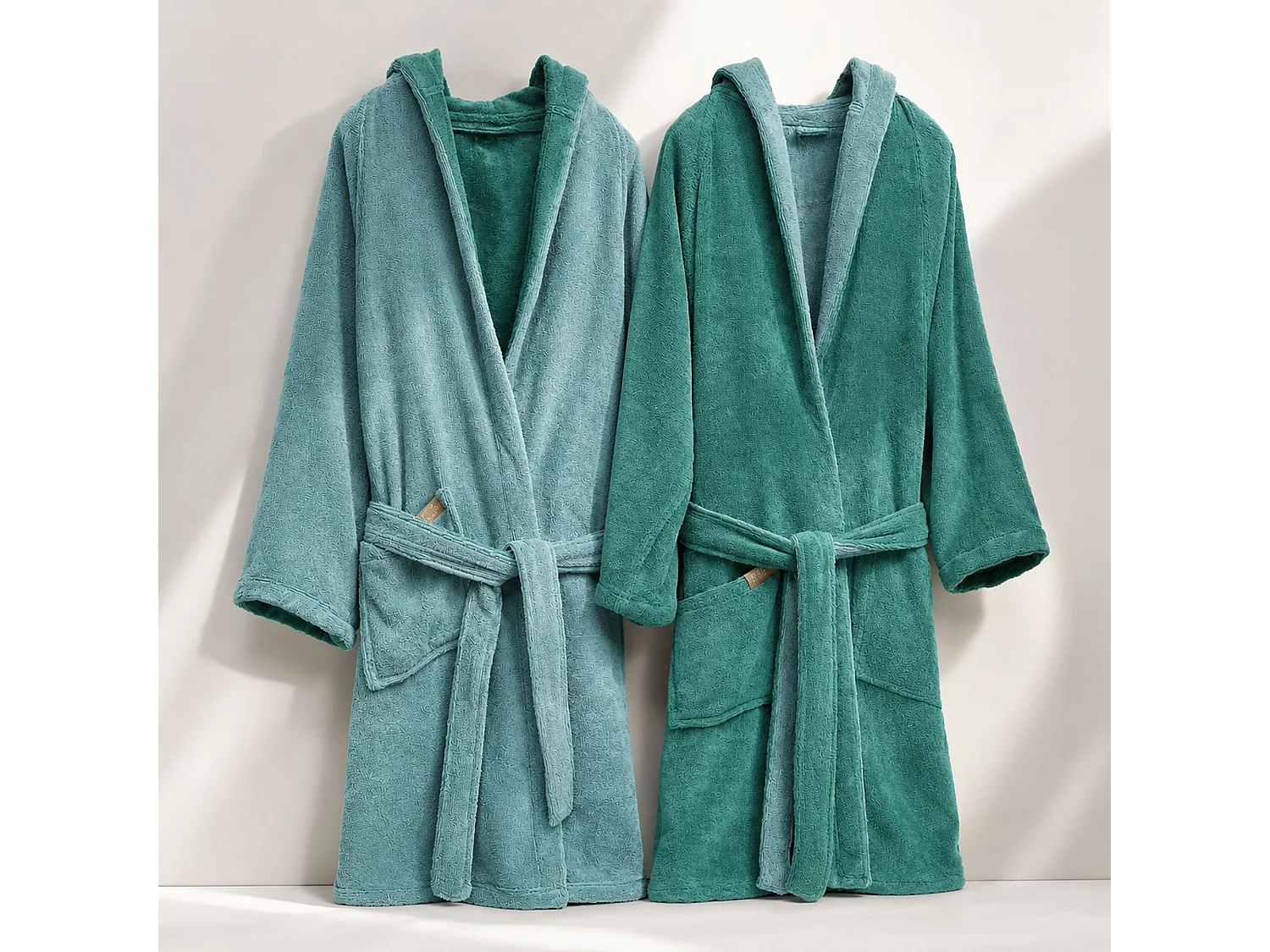 Accappatoio Sekate, 100% Cotone con Cappuccio Reversibile, Verde Acqua, Colore Struttura Verde, Sfumatura Colore Struttura Acqua