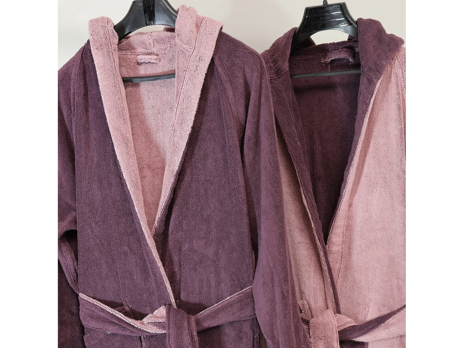 Peignoir Sekate, 100% Coton avec Capuche Réversible, Rose, Structure Colorée Violet, Teinte Prune