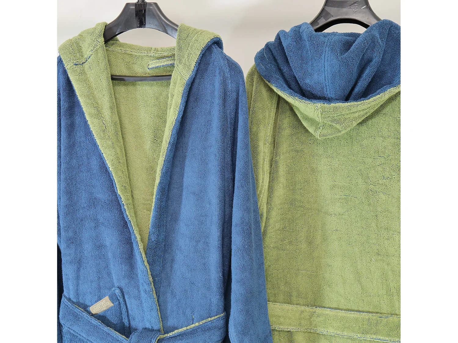 Accappatoio Seha, 100% Cotone con Cappuccio Reversibile, blu Indaco, Colore Struttura Verde, Sfumatura Colore Struttura Indaco