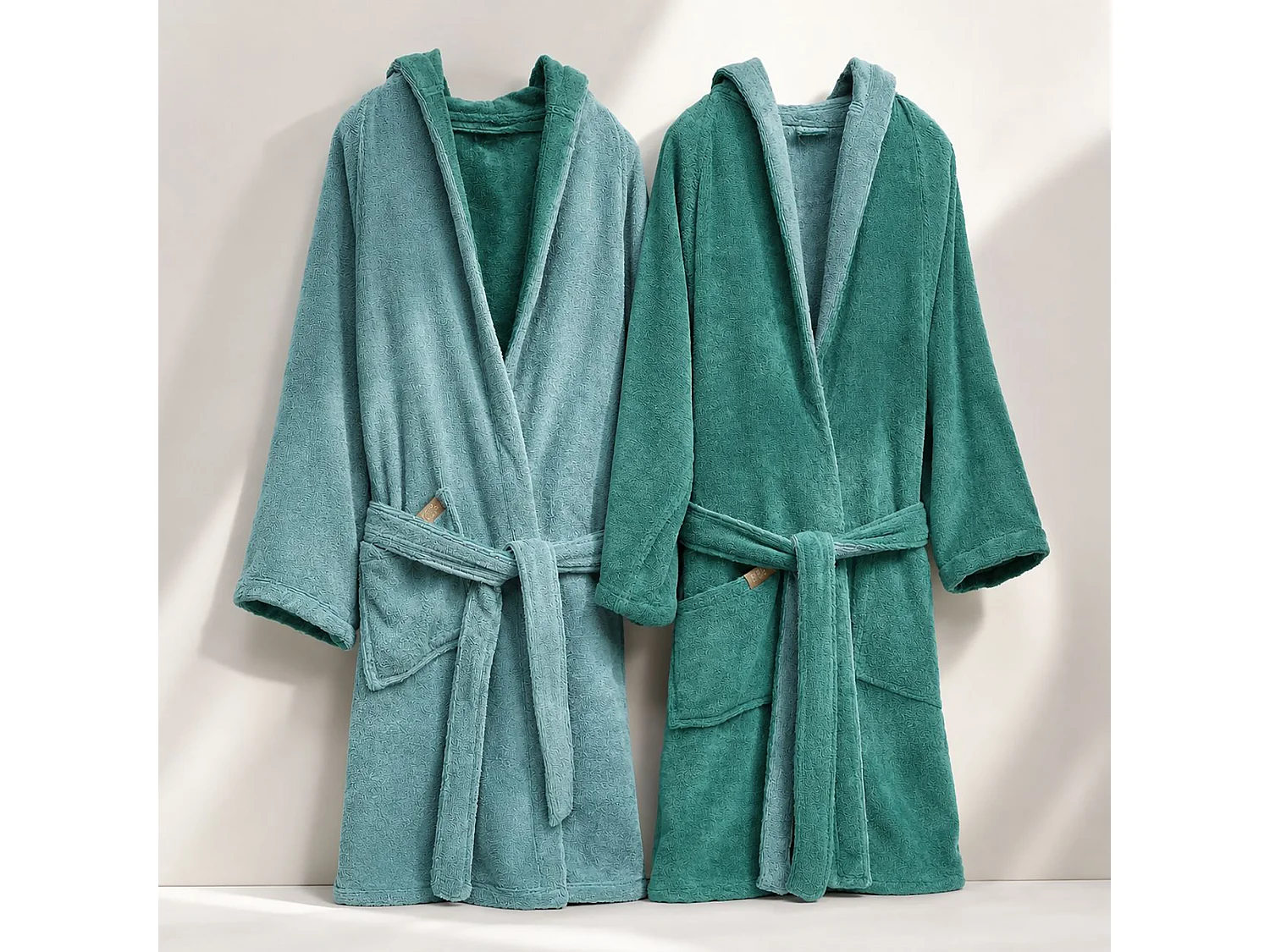 Accappatoio Sefane, 100% Cotone con Cappuccio Reversibile, Verde Acqua, Colore Struttura Verde, Sfumatura Colore Struttura Acqua
