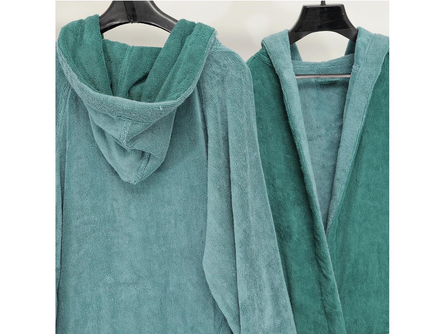 Accappatoio Sefane, 100% Cotone con Cappuccio Reversibile, Verde Acqua, Colore Struttura Verde, Sfumatura Colore Struttura Acqua