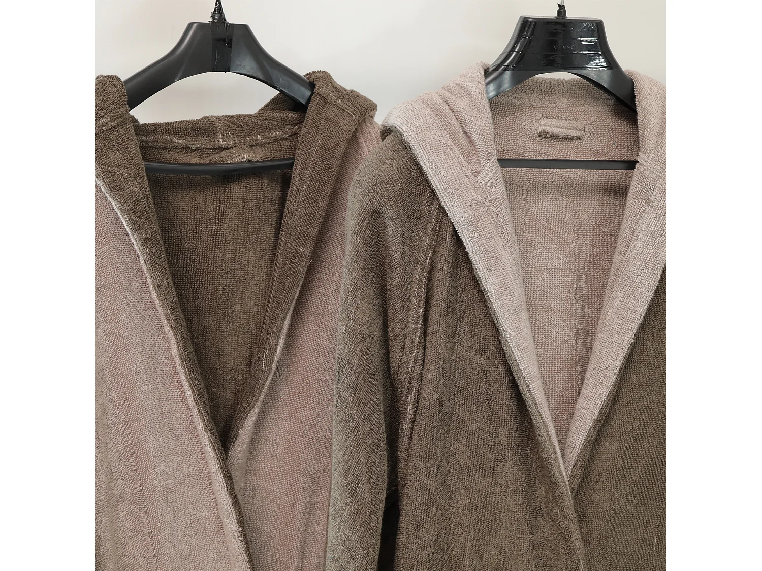 Accappatoio Sefane, 100% Cotone con Cappuccio Reversibile, Beige Crema, Colore Struttura Marrone, Sfumatura Colore Struttura Crema