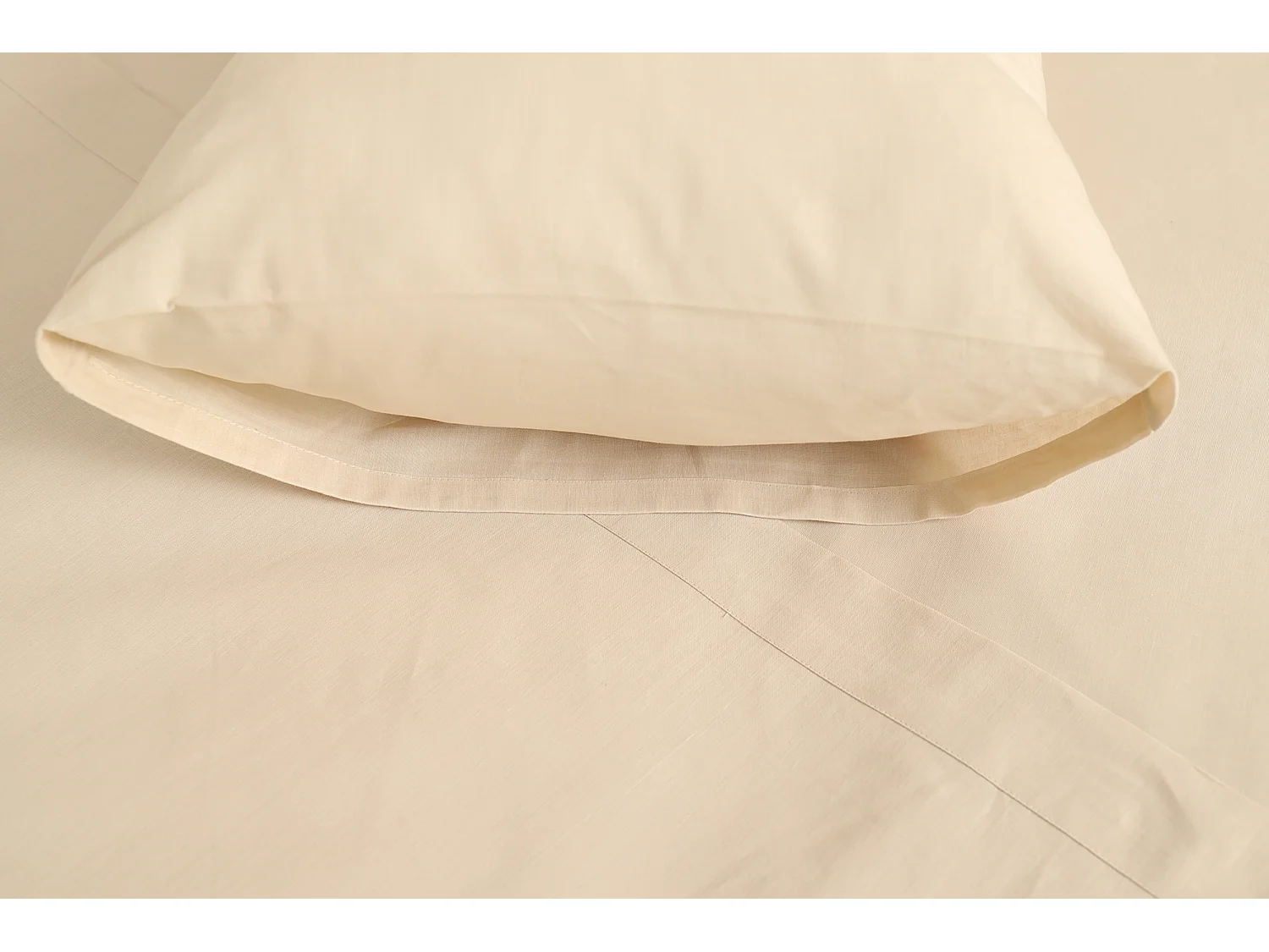 Ensemble Complet Lit Double Sarisa, en Polycoton, Beige Écru, Lavable en Machine