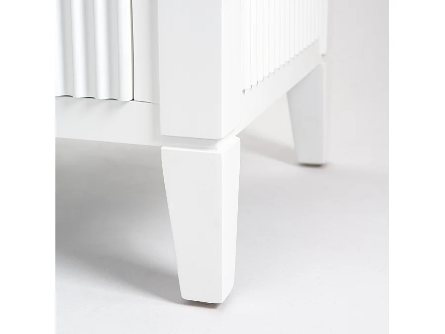 Set of 2 Heidi bedside tables, white polyurethane finish, reeded detail, brass and silver handles